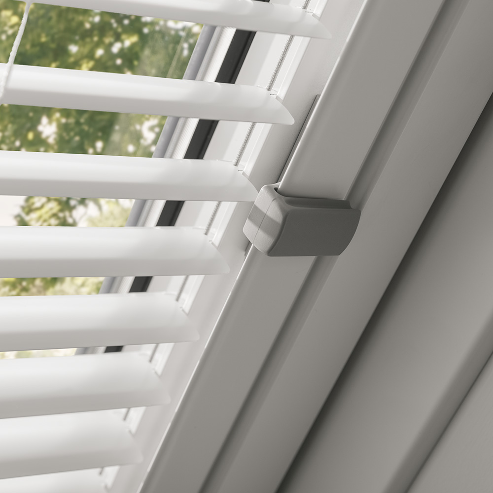 VELUX Jalousie – Stilvoller Licht- und Sichtschutz